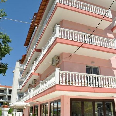 Hotel Louiza Paralía Exterior foto